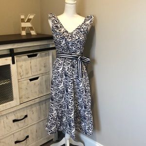 Vineyard Vines for Target Navy Blue and White Sailboat Dress S